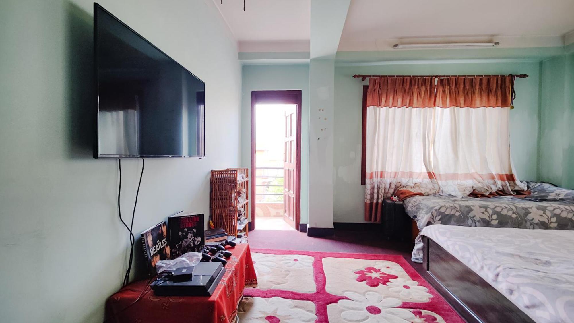 Family Home With Rooftop Access And Mountain View Kathmandu Exterior foto