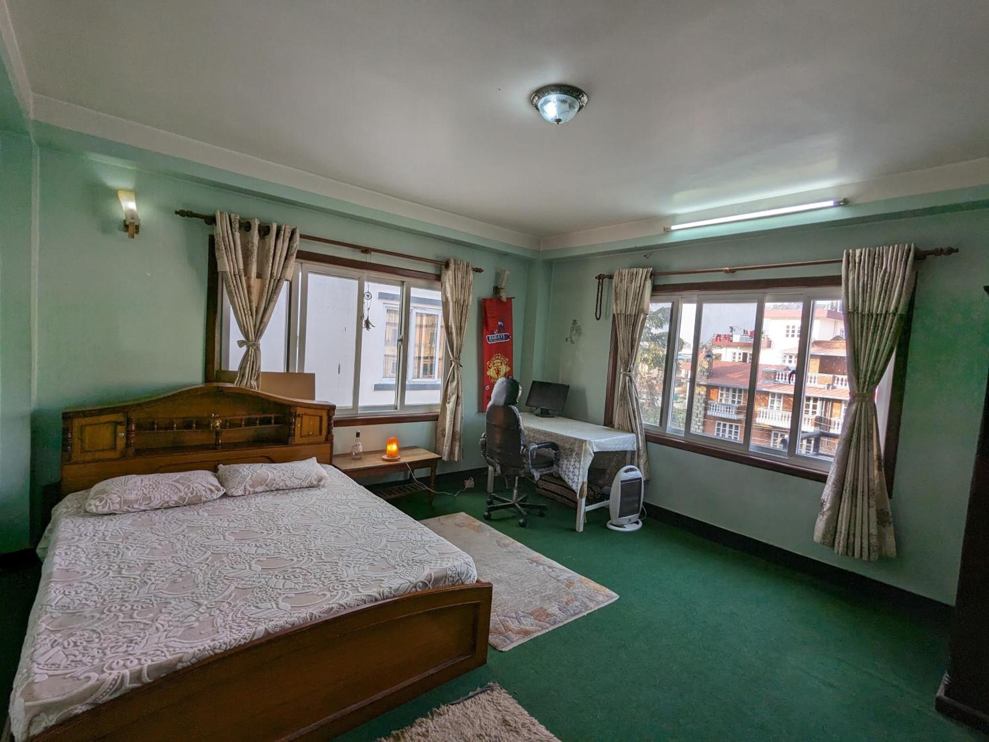 Family Home With Rooftop Access And Mountain View Kathmandu Exterior foto