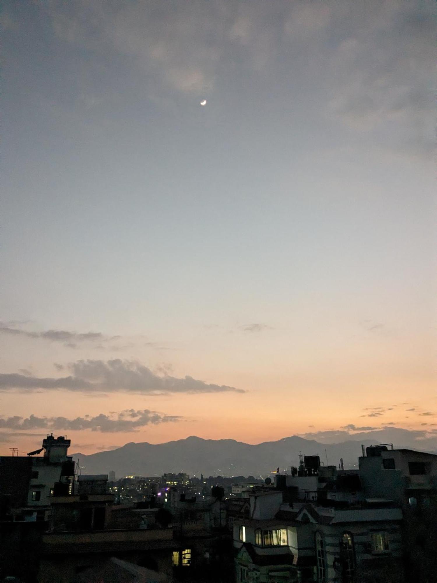 Family Home With Rooftop Access And Mountain View Kathmandu Exterior foto
